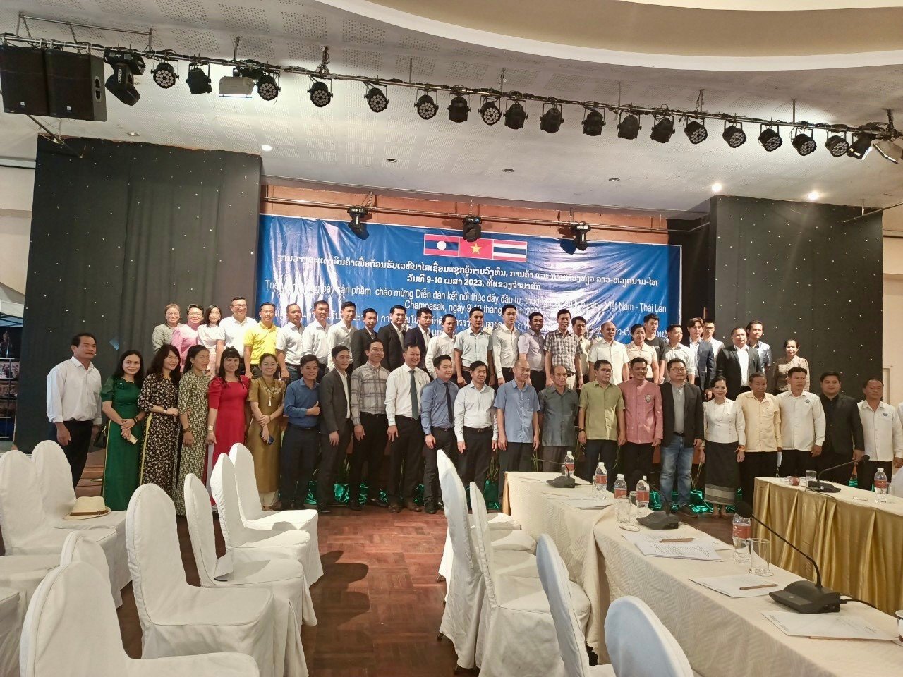 Đại diện 3 nước xúc tham gia buổi tọa đàm xúc tiến thương mại