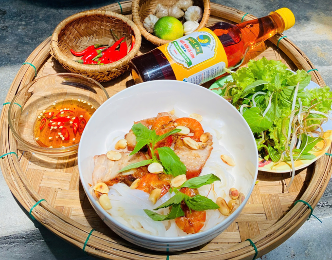 Những giọt nước mắm chất lượng làm nên hương vị món Mỳ Quảng